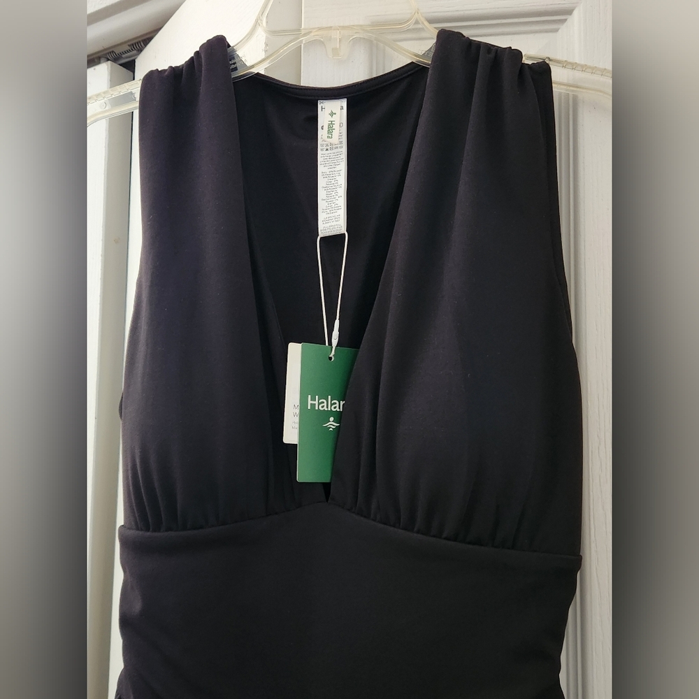 Halara V Neck Sleeveless Rushed Pocket Jumpsuit w. Pockets- EASY Peezy